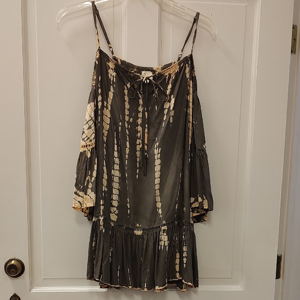 Surf Gypsy Gray and Cream Dress